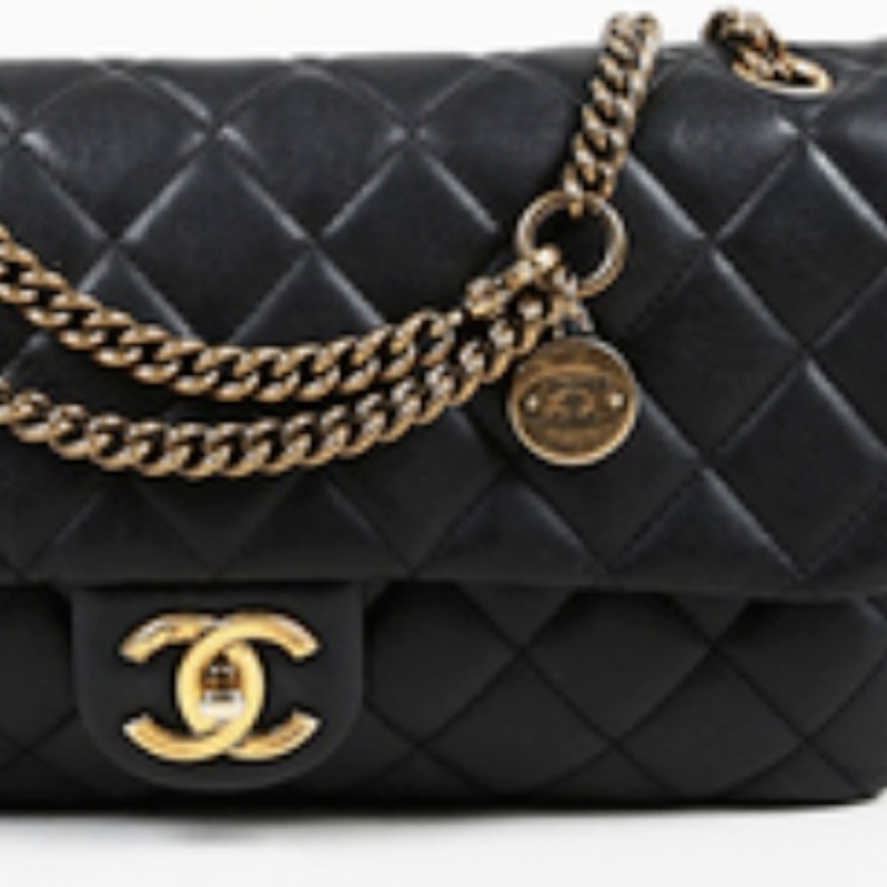 Gorgeous Classic Chanel Medium Double Bag - Picture 2 of 5